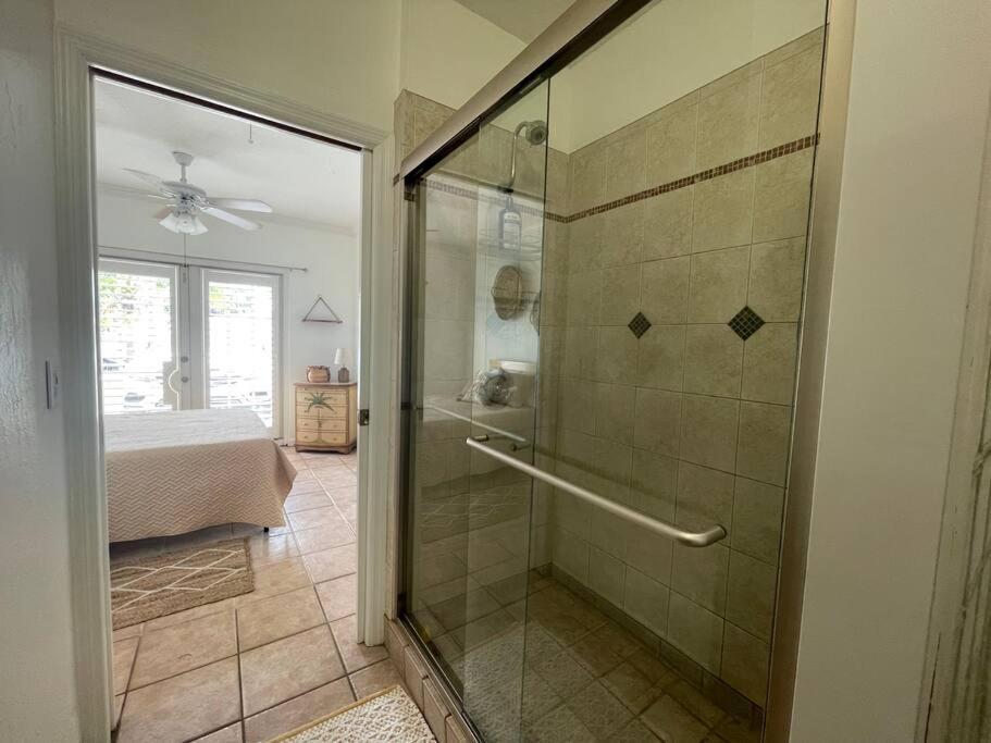 Hot Tub, Tiki Bar, Outdoor Shower, Near Intercoastal Waterway! West Palm Beach Extérieur photo