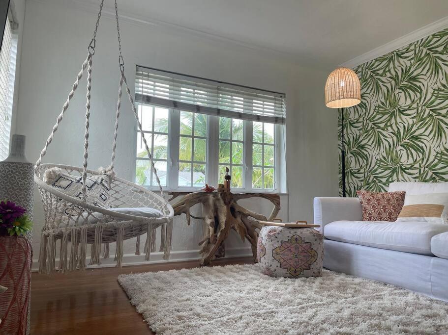 Hot Tub, Tiki Bar, Outdoor Shower, Near Intercoastal Waterway! West Palm Beach Extérieur photo